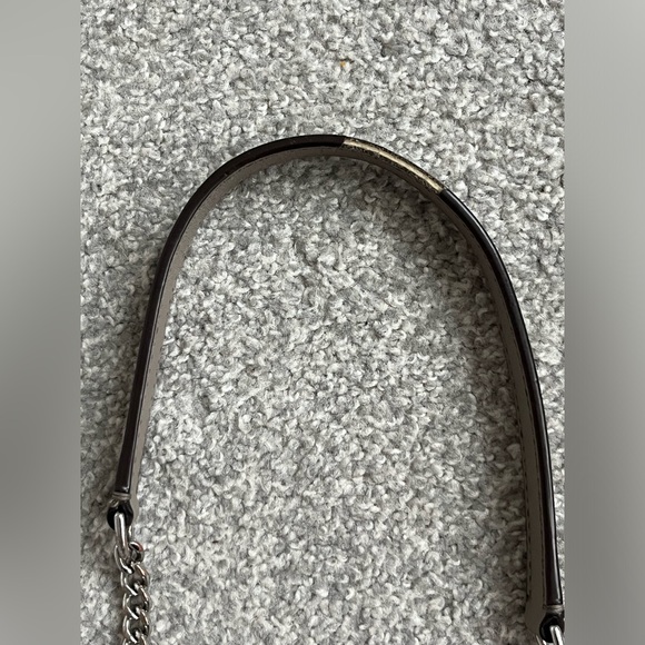 GUC Tory Burch Crossbody Bag with Dust Bag - Picture 16 of 16